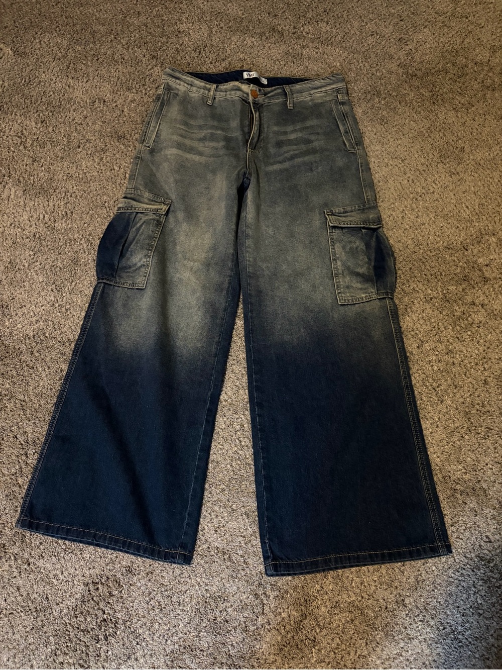 Women's Wide Leg Cargo Jeans - Faded Blue